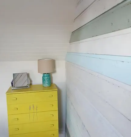 Peggy's Shabby Chic Holiday home Carlingford